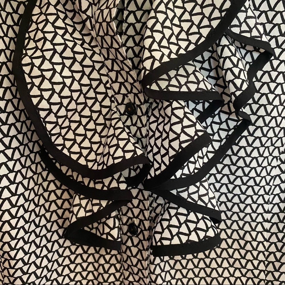 Ruffle blouse - Picture 2 of 5